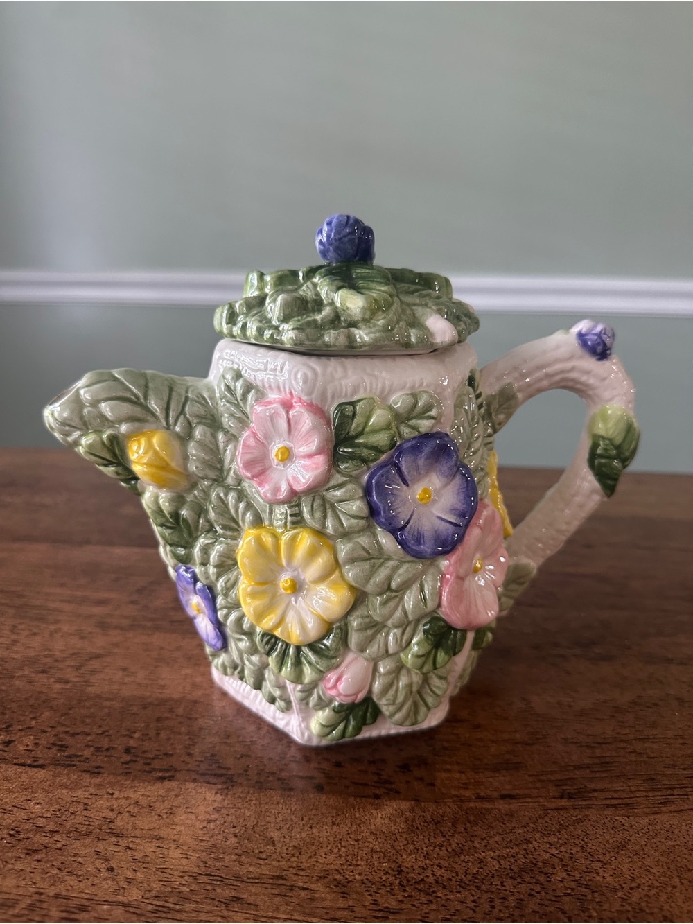 Vintage Ceramic Teapot & Lid, World Bazaars Inc. (Floral)